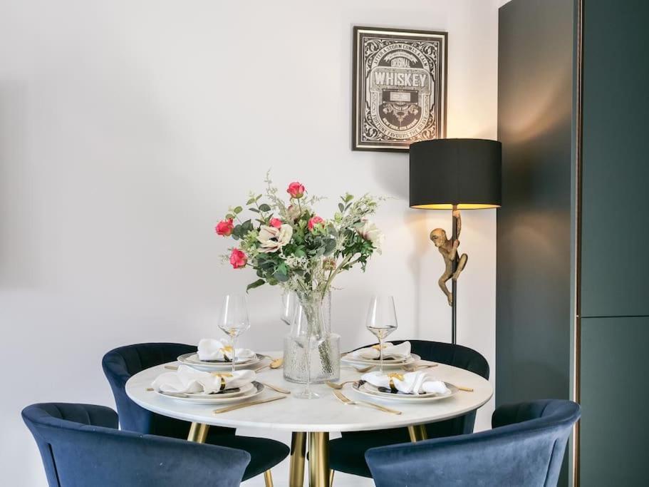 Stylish Retreat For Your Short Getaway Londen Buitenkant foto
