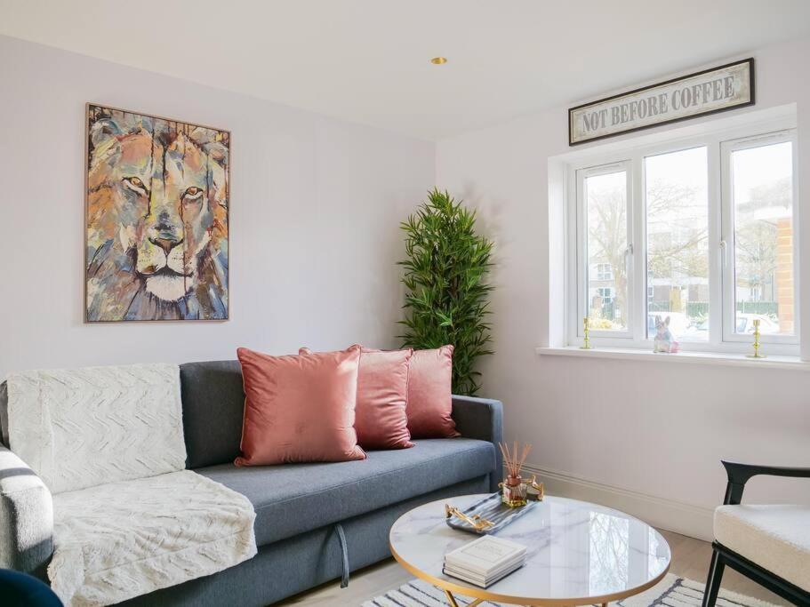 Stylish Retreat For Your Short Getaway Londen Buitenkant foto